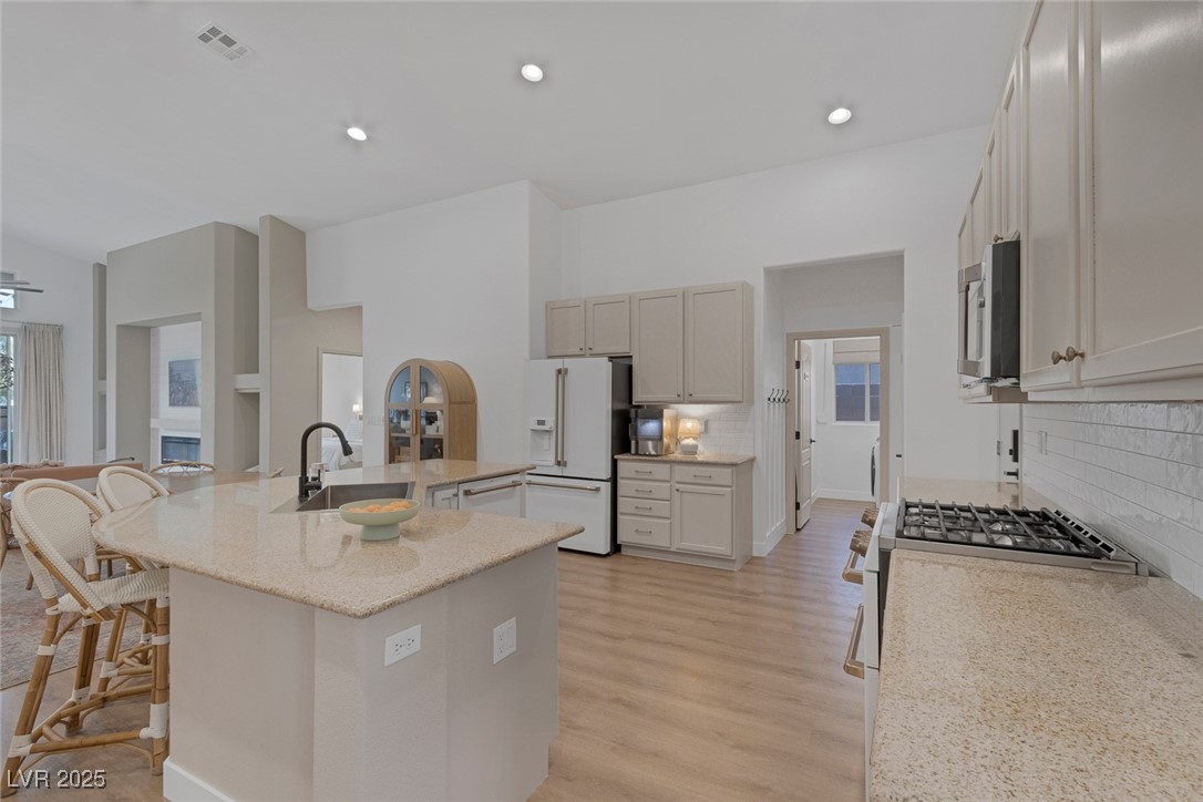 409 Purple Passion Avenue