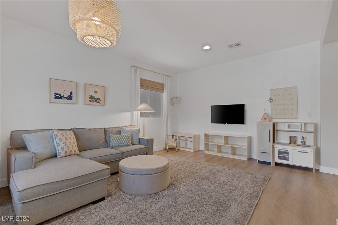 409 Purple Passion Avenue