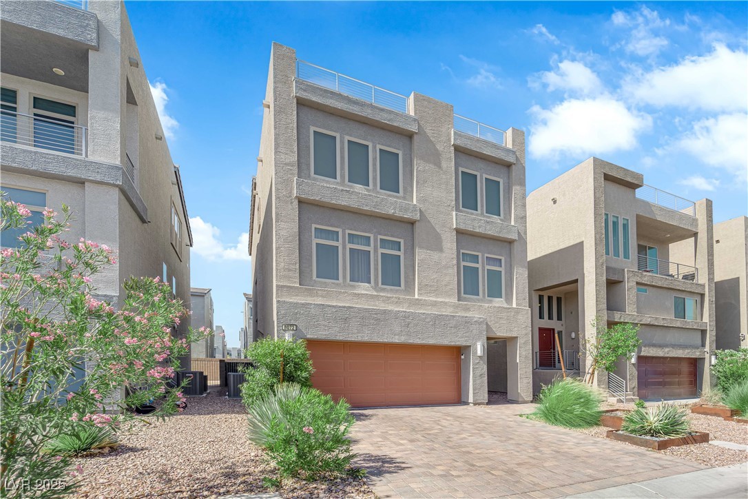 8072 Haywood Estate Avenue