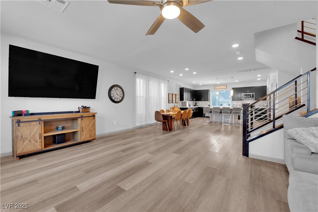 8072 Haywood Estate Avenue