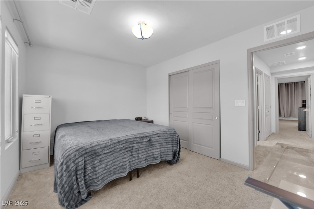 8072 Haywood Estate Avenue