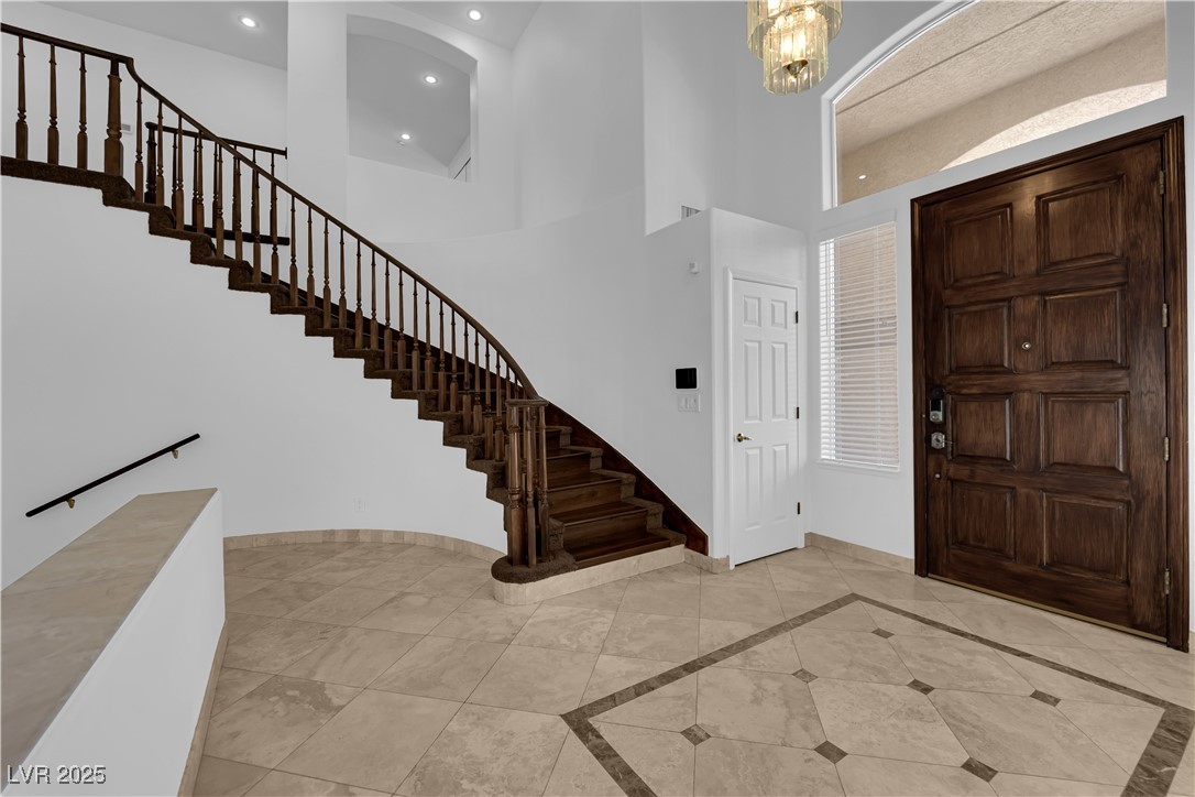 56 Grossinger Court