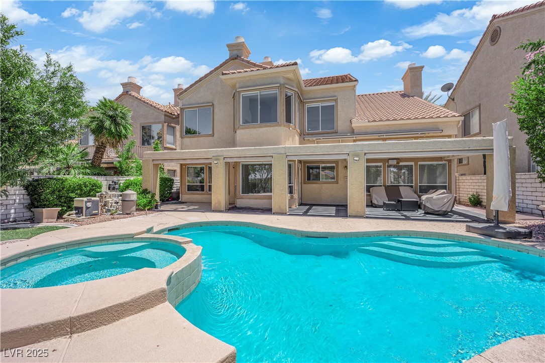 56 Grossinger Court