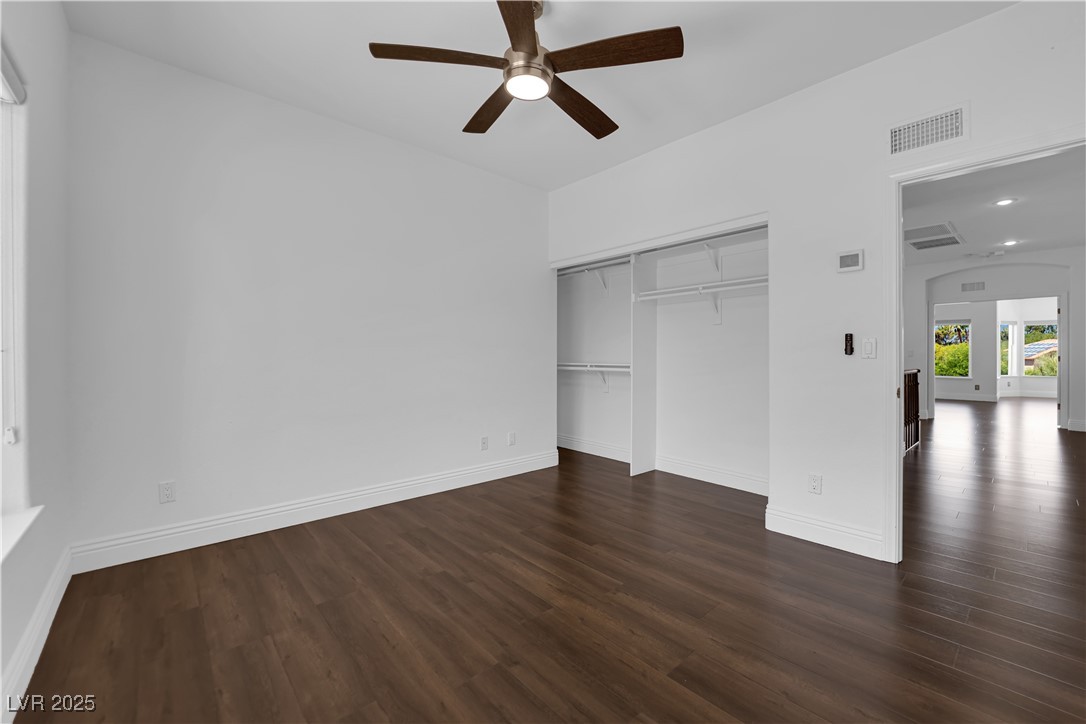 56 Grossinger Court