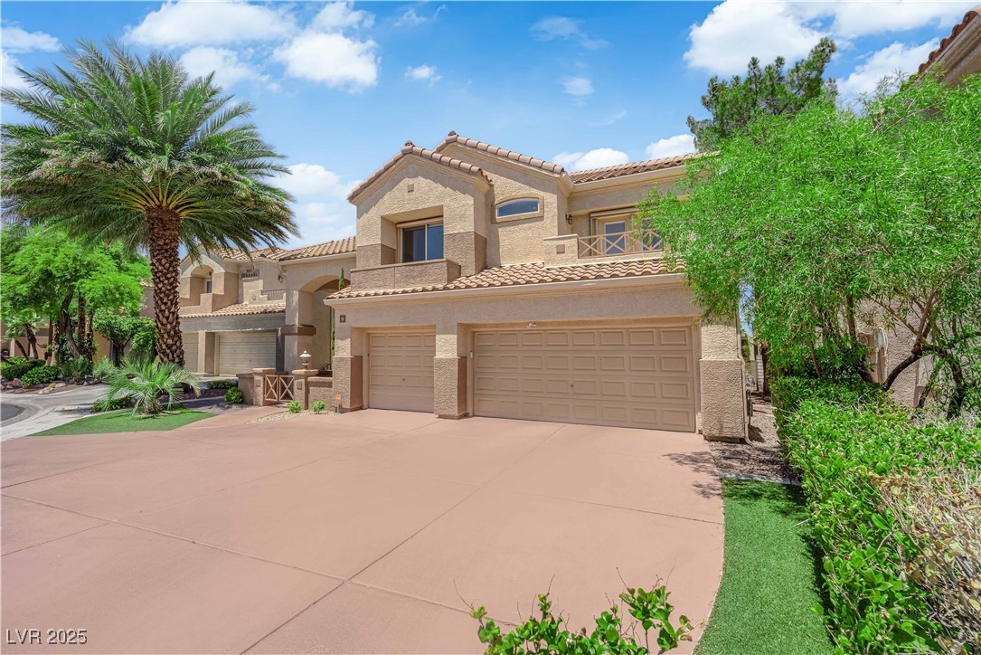 56 Grossinger Court