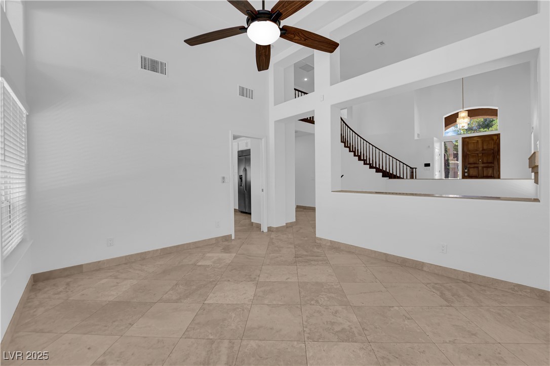56 Grossinger Court