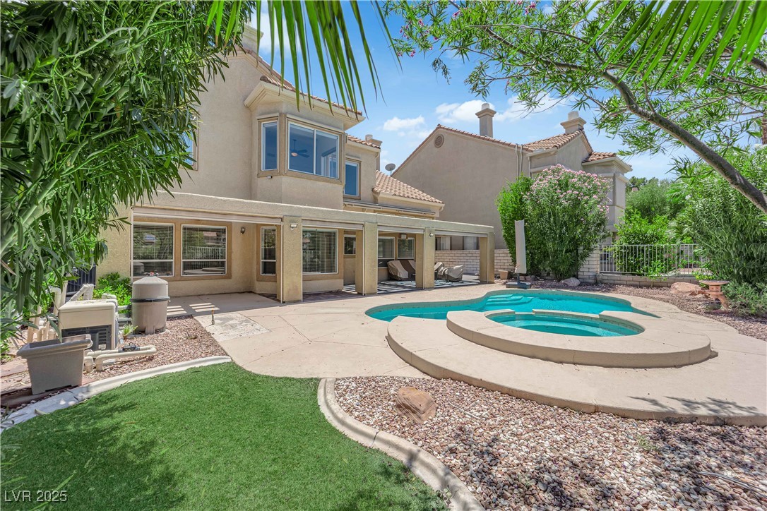 56 Grossinger Court