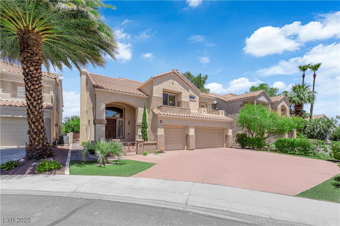 56 Grossinger Court