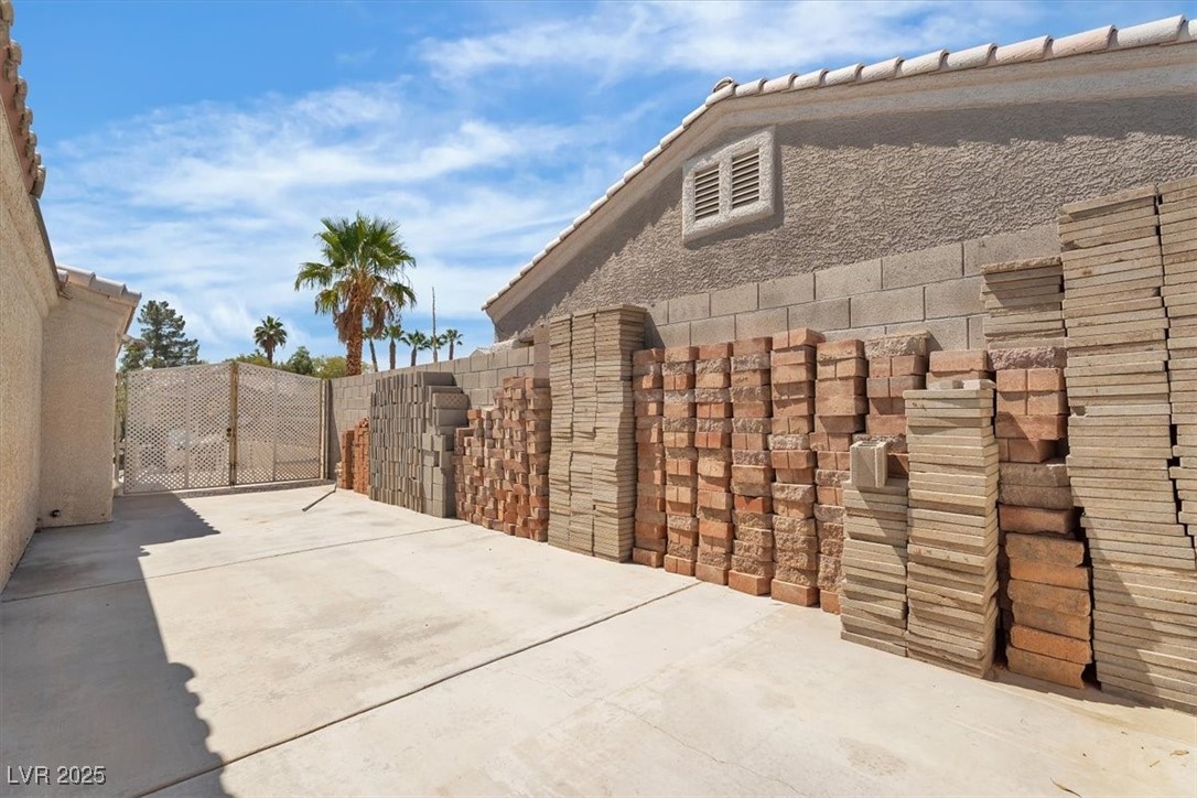 8200 Cimarron Ridge Drive