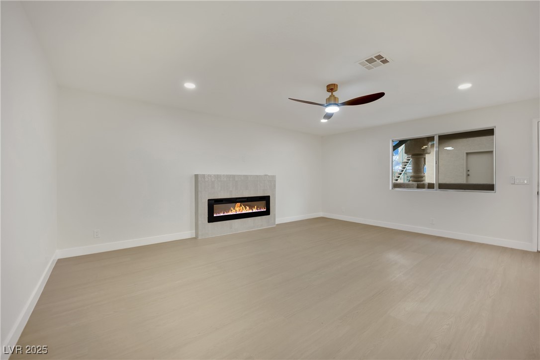 328 South Buffalo Drive 101