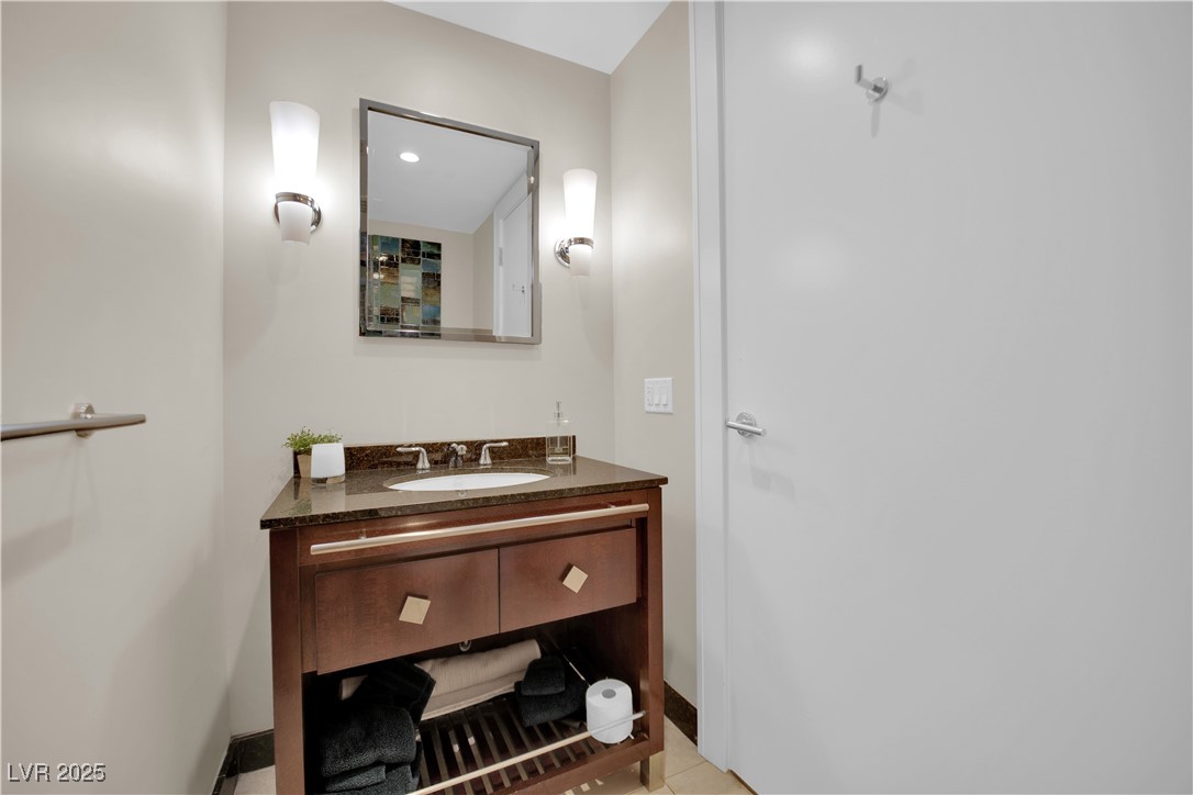 2700 Las Vegas Boulevard 1803