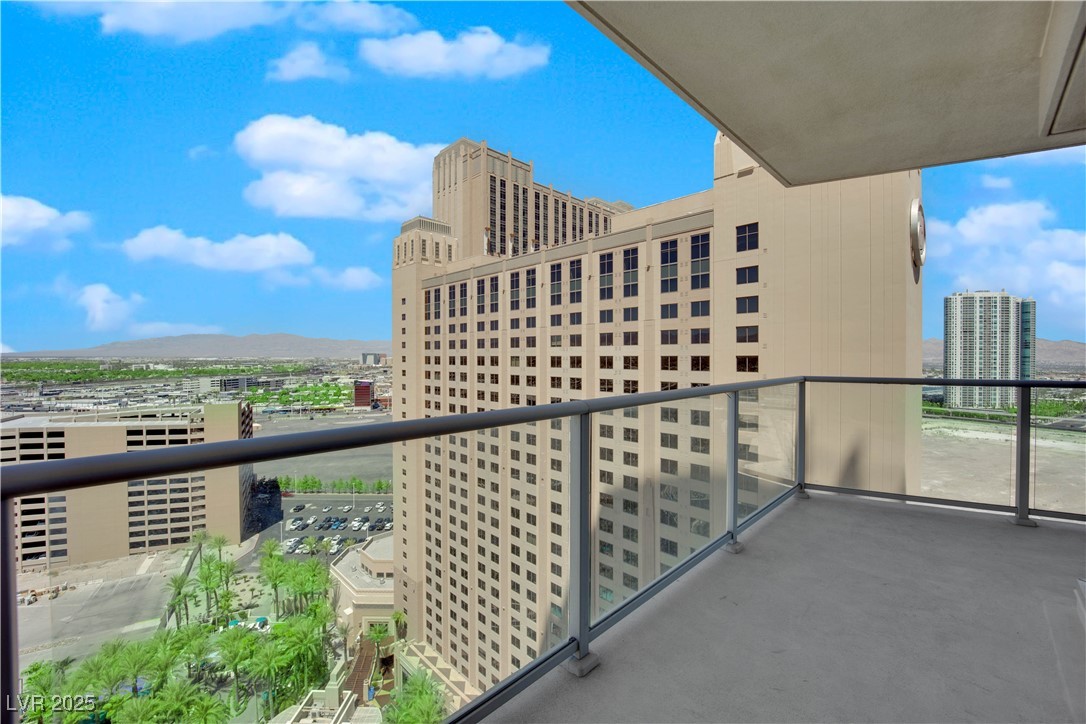2700 Las Vegas Boulevard 1803