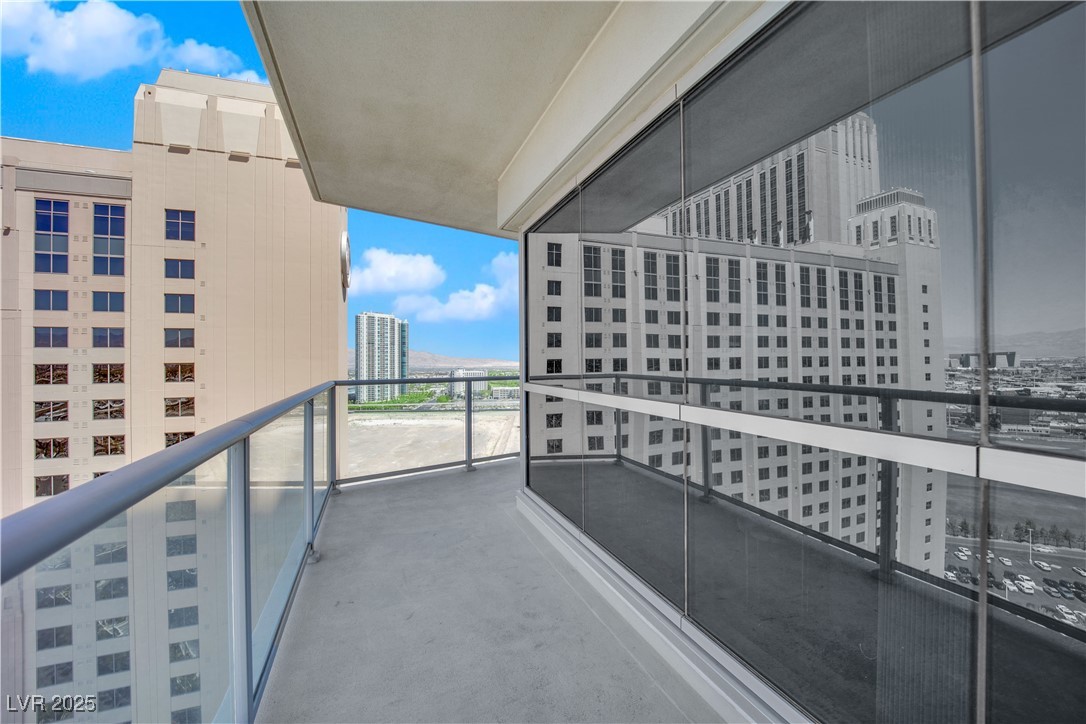 2700 Las Vegas Boulevard 1803