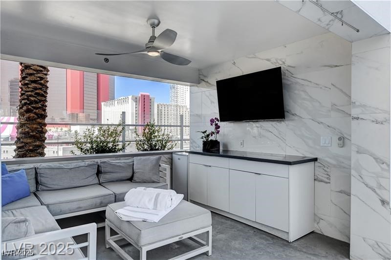2700 Las Vegas Boulevard 1803