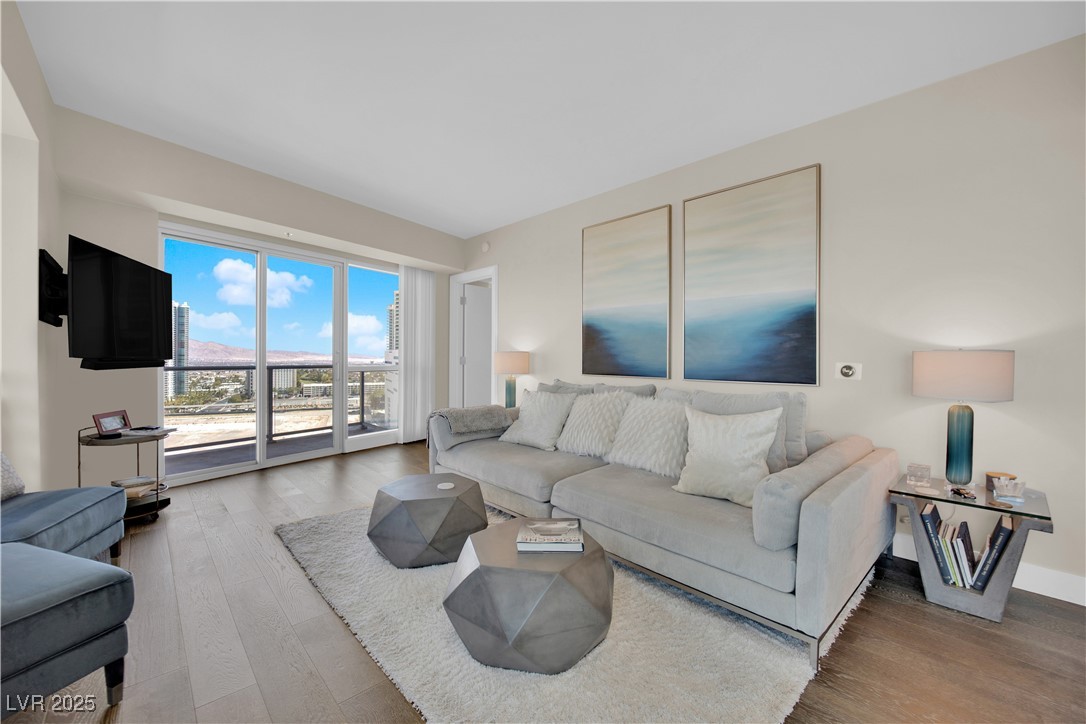 2700 Las Vegas Boulevard 1803