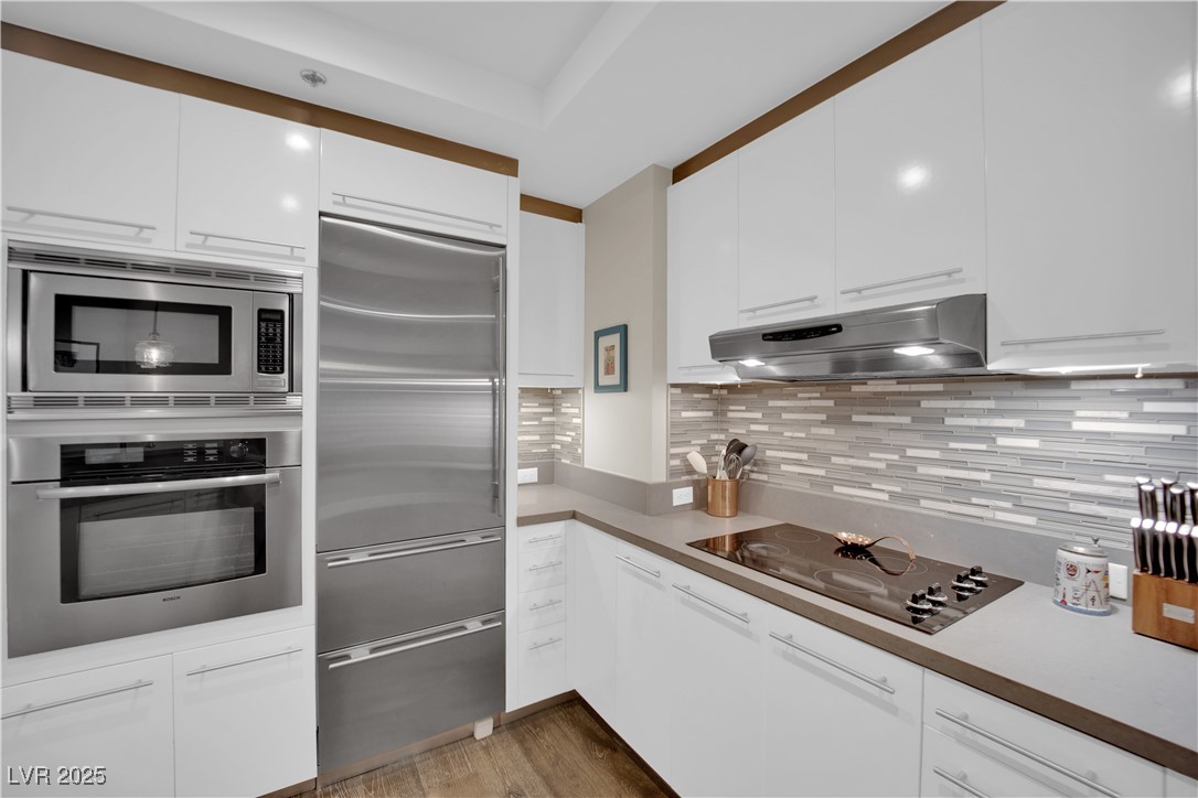 2700 Las Vegas Boulevard 1803