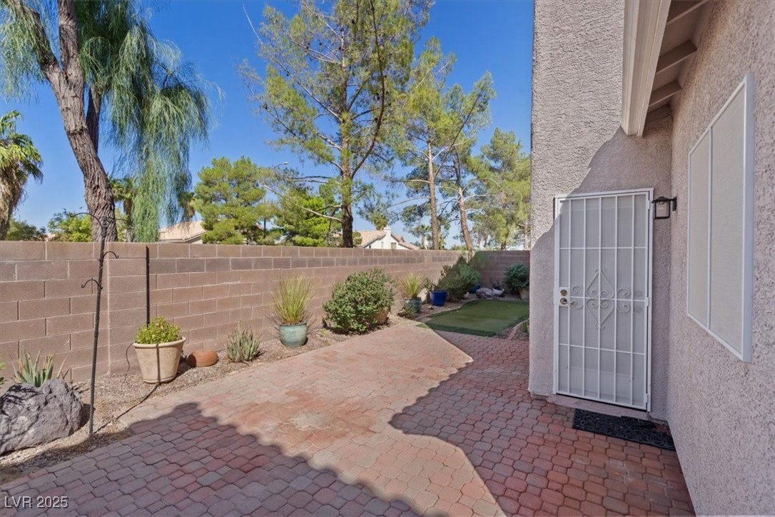 960 Clear Diamond Avenue