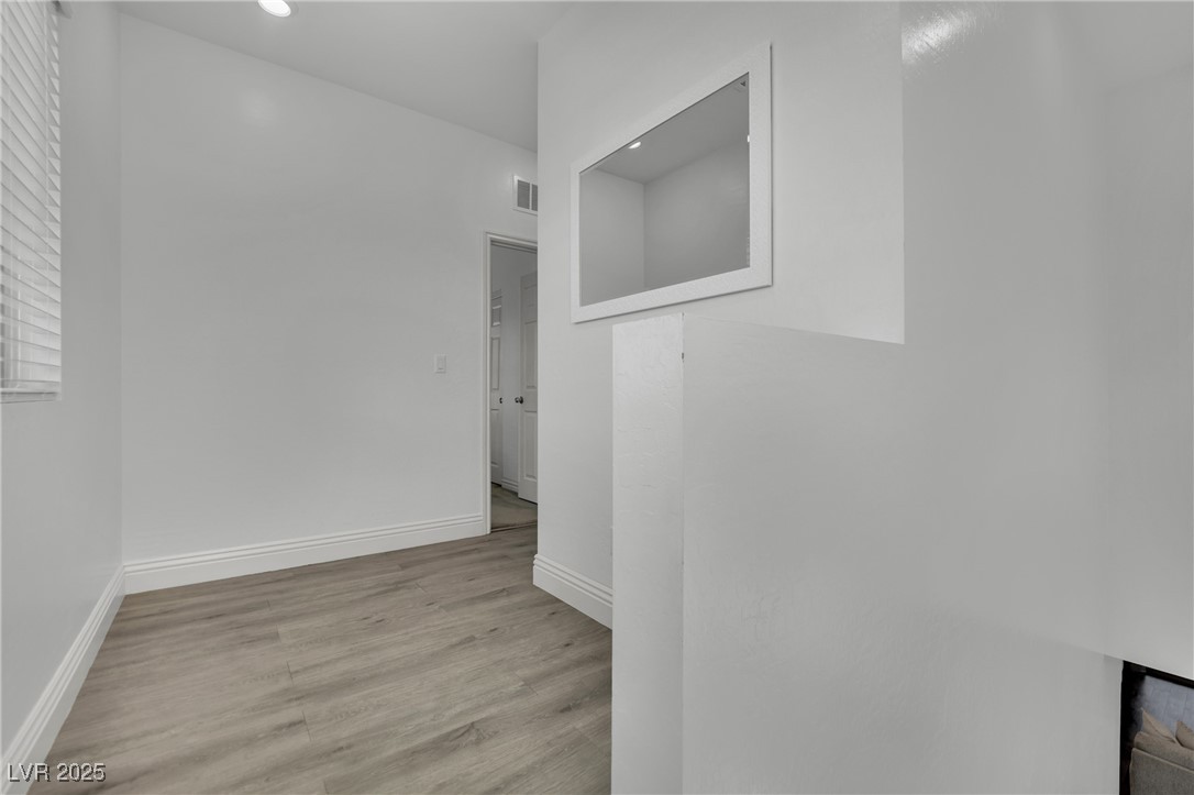 2836 Amphion Court