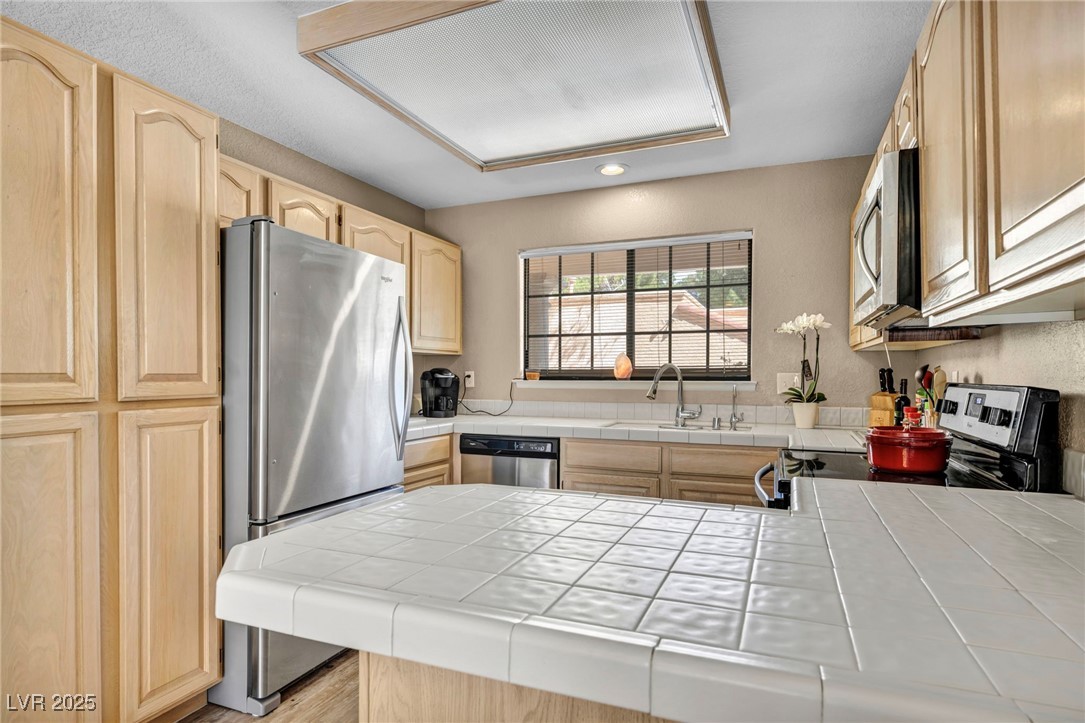 2851 South Valley View Boulevard 1025