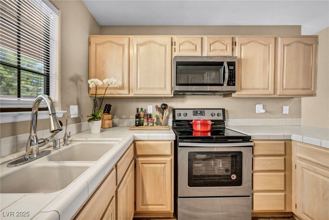 2851 South Valley View Boulevard 1025