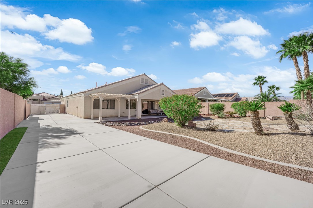 4920 Encore Paradise Avenue