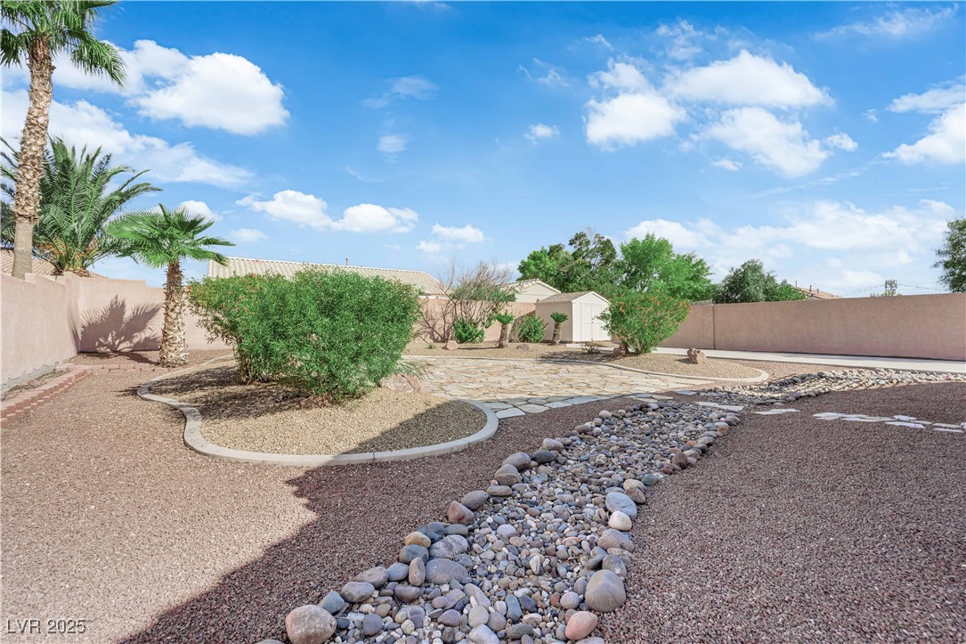 4920 Encore Paradise Avenue