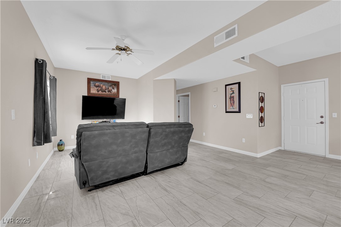 2925 Wigwam Parkway 312