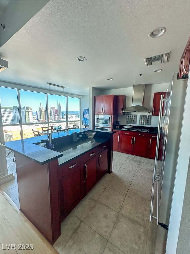 4575 Dean Martin Drive 2207