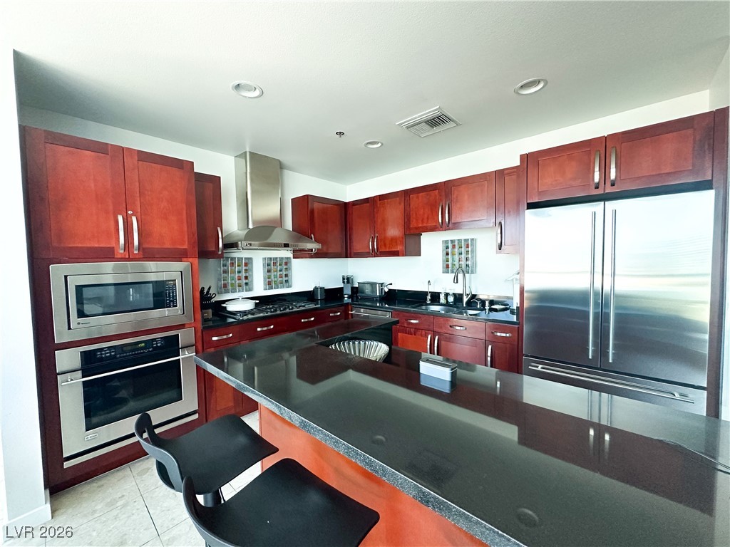 4575 Dean Martin Drive 2207