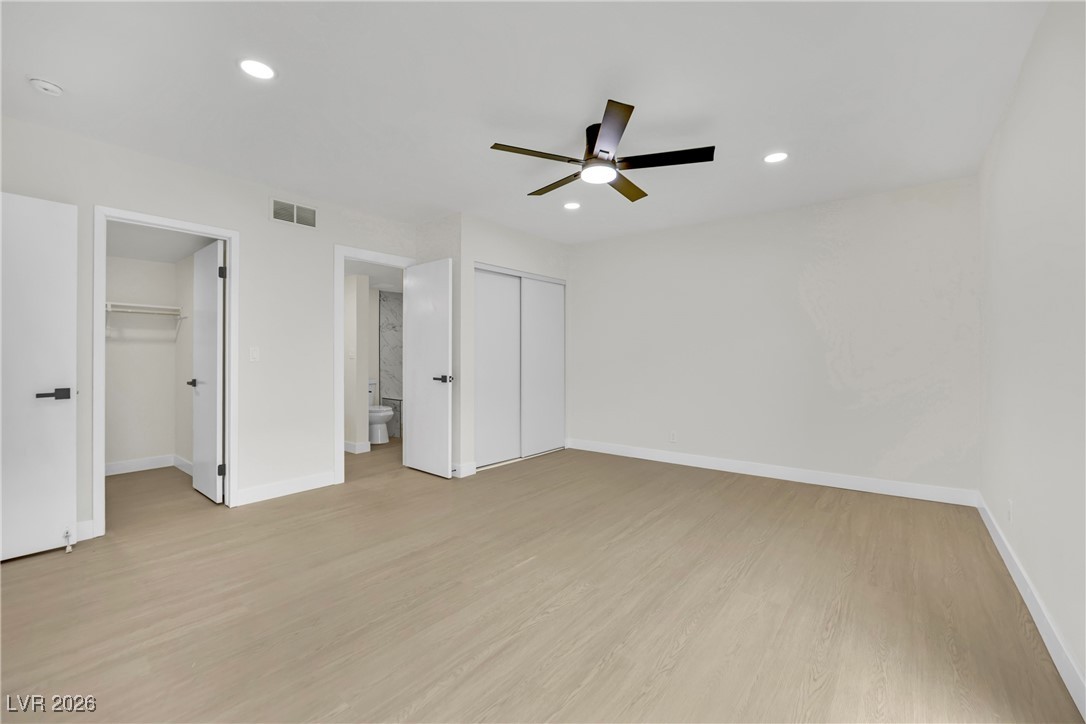 3376 Knollwood Court