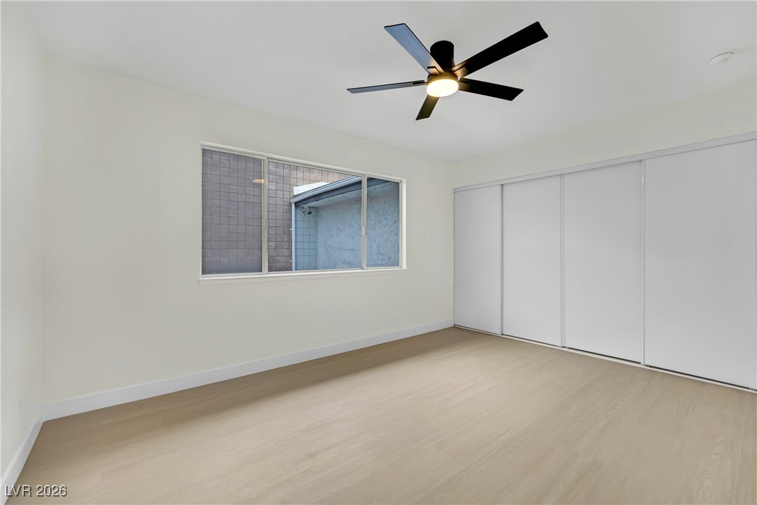 3376 Knollwood Court