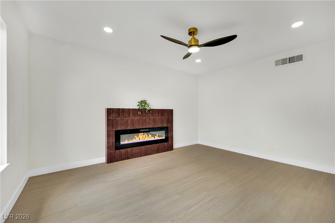 3376 Knollwood Court