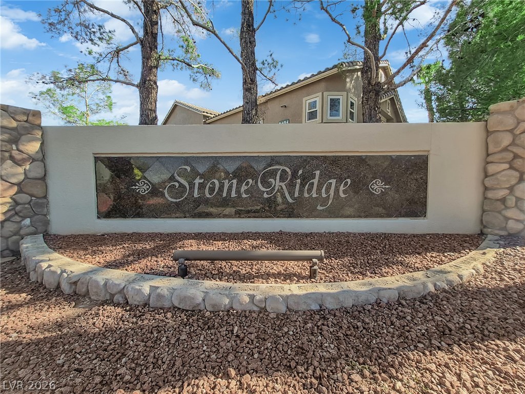 2001 Turquoise Ridge Street 202