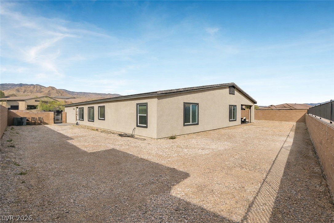 5264 Mystic Ivy Drive