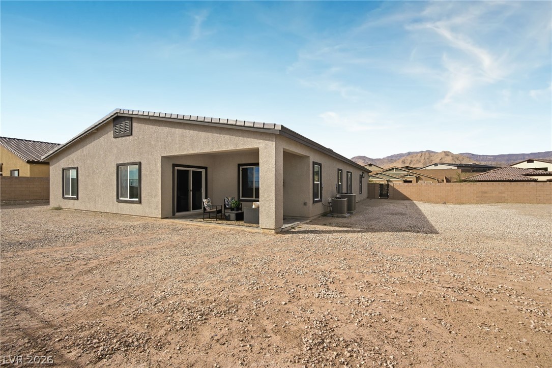 5264 Mystic Ivy Drive