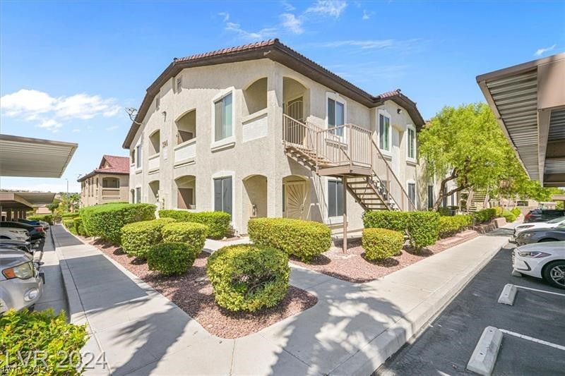 3540 Cactus Shadow Street 204