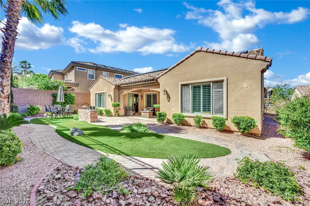2736 Liberation Drive