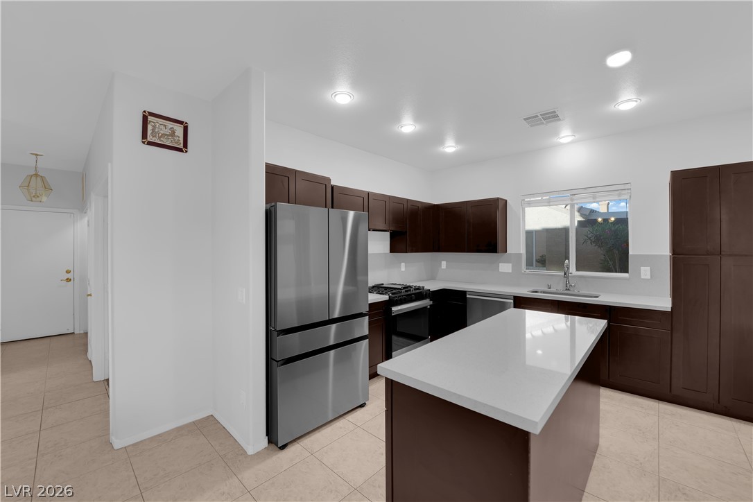 2747 Canarsy Court