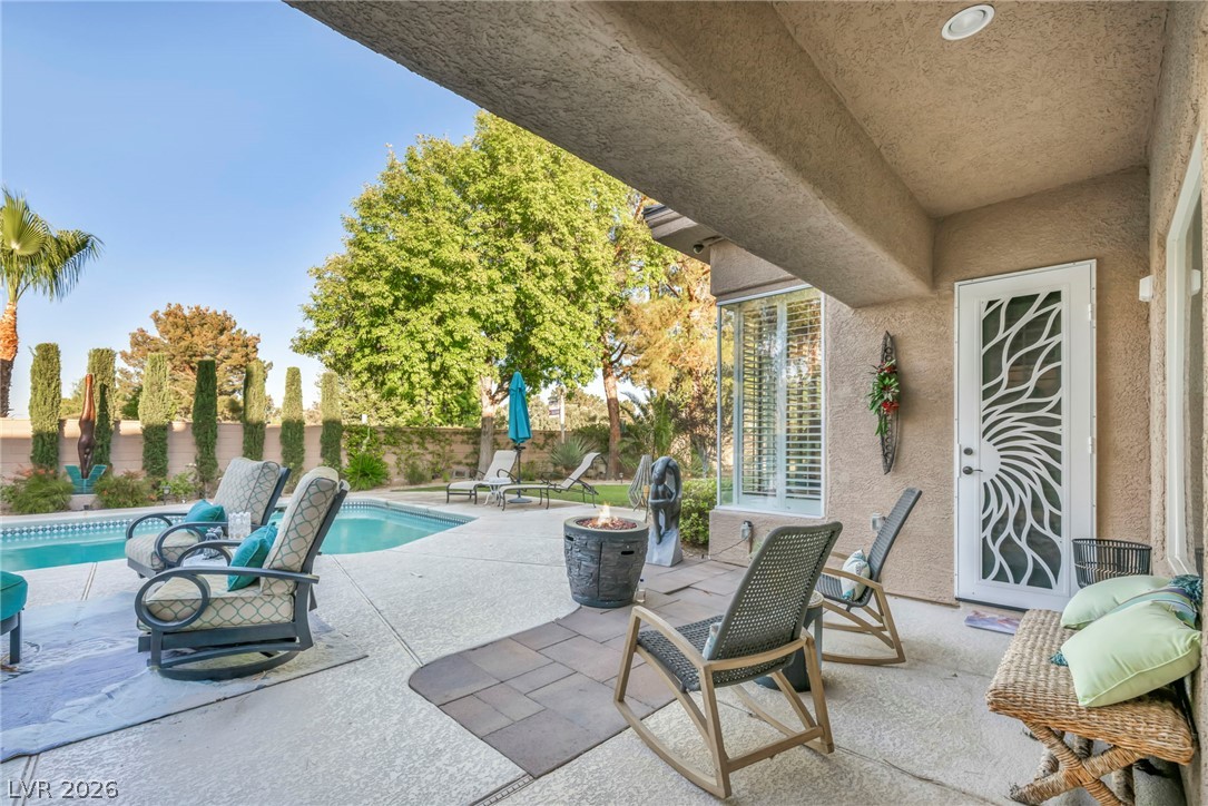 4702 Blue Mesa Way