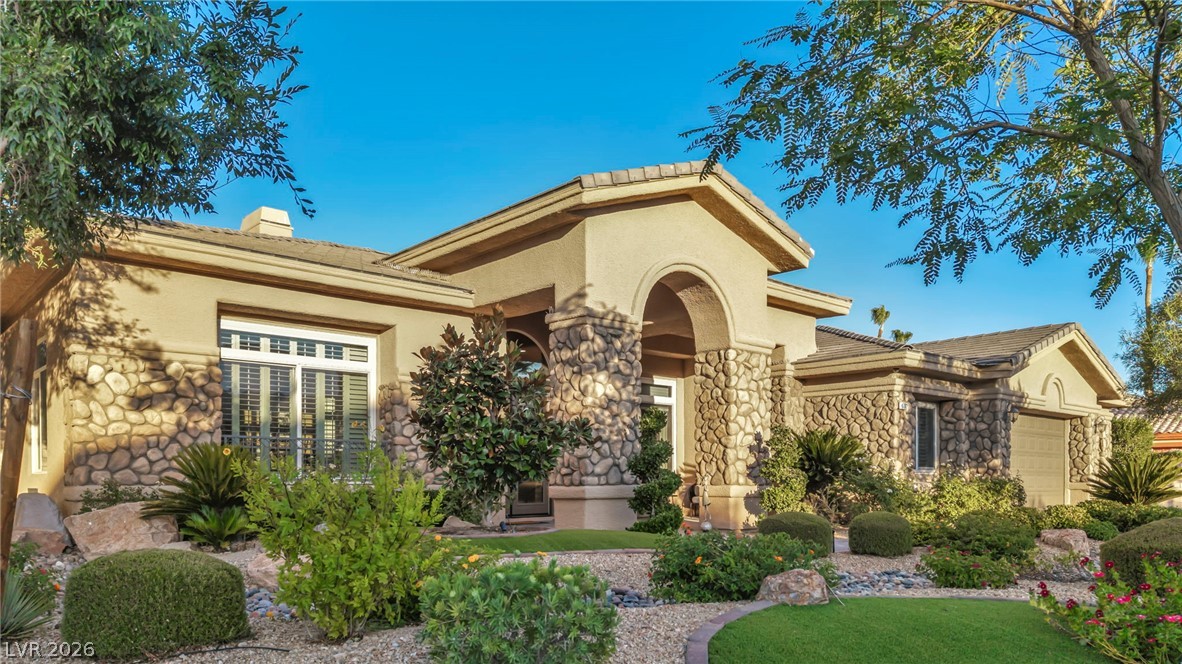 4702 Blue Mesa Way