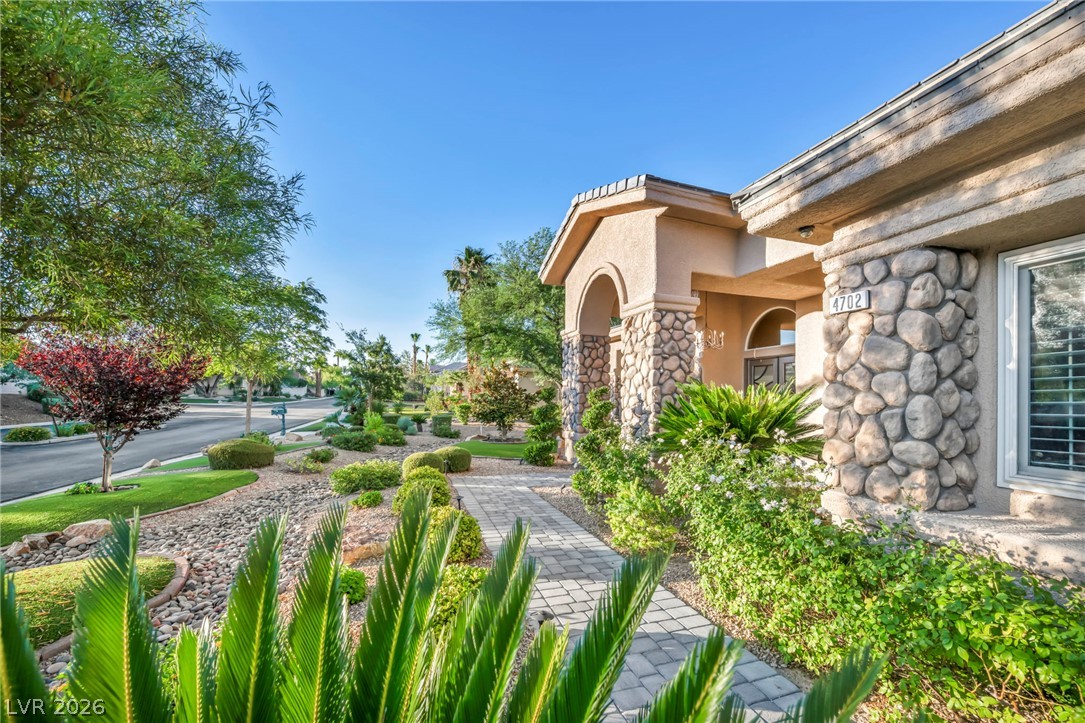 4702 Blue Mesa Way
