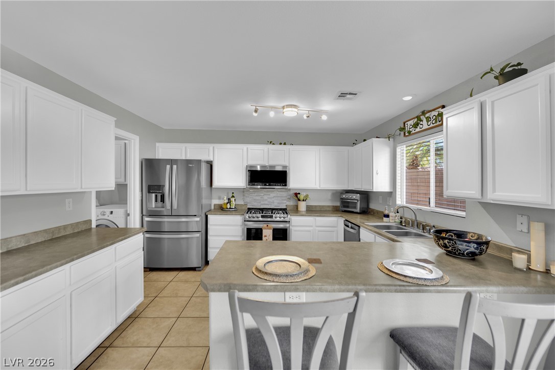 3726 Nestled Oak Avenue
