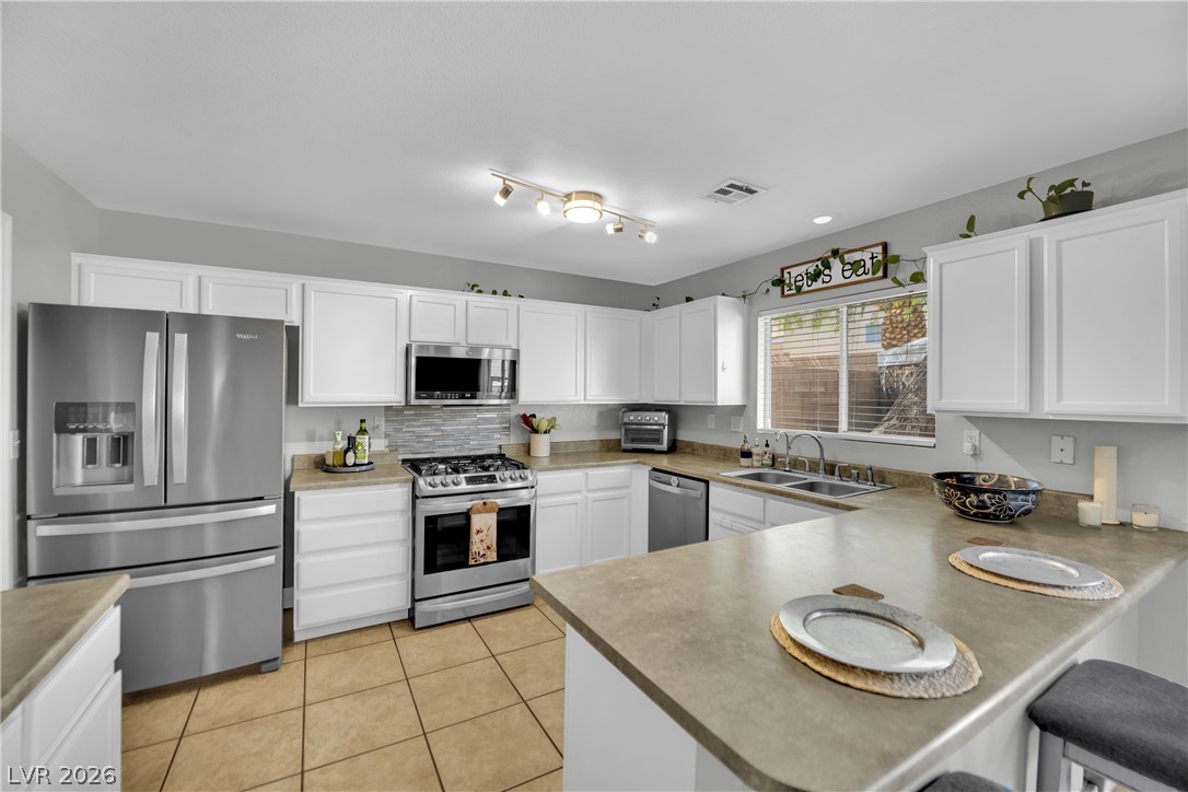 3726 Nestled Oak Avenue