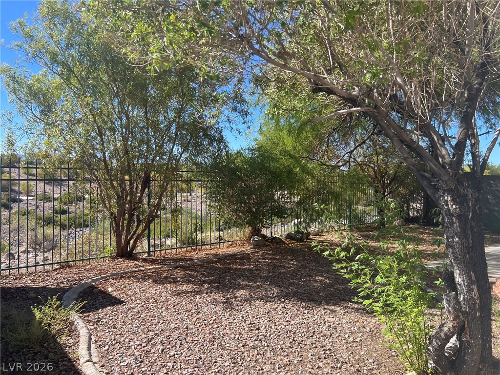 1421 Morning Crescent Street