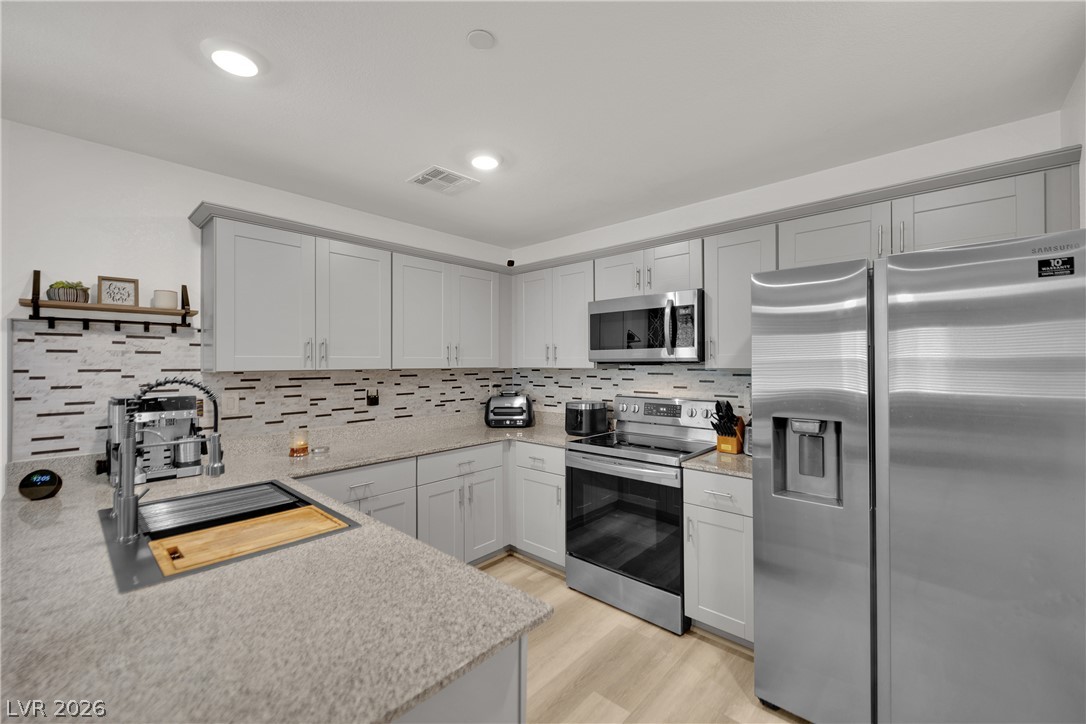 2844 Mariner Turquoise Lane 1