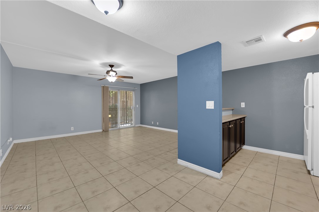5242 River Glen Drive 439