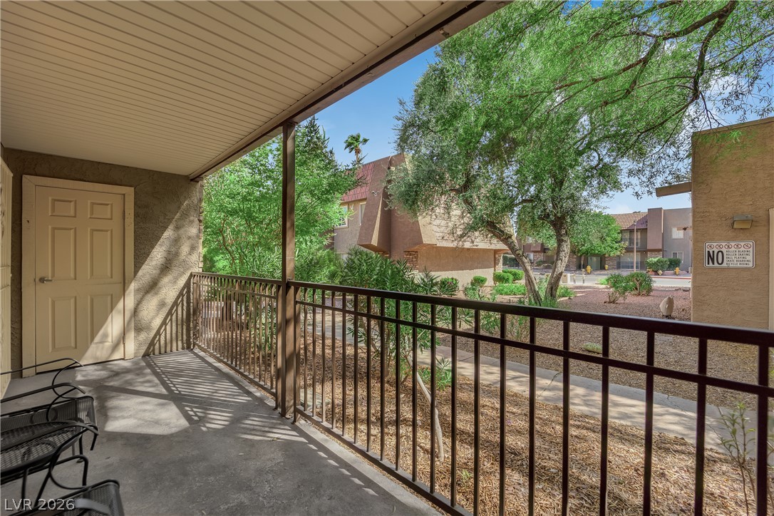 5242 River Glen Drive 439