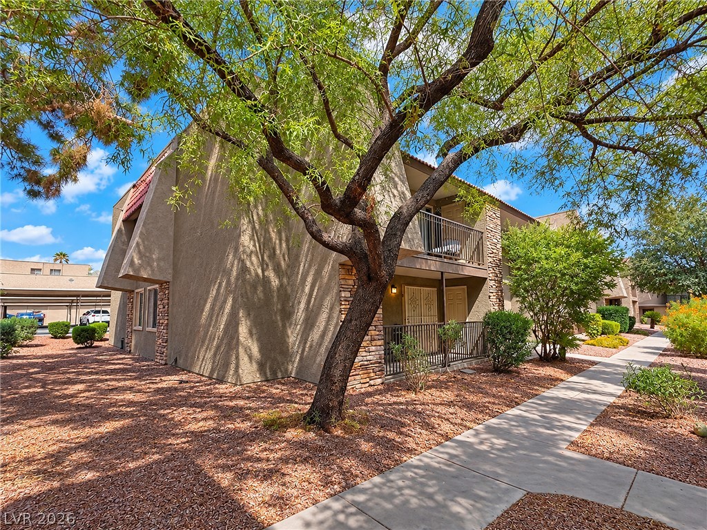 5242 River Glen Drive 439