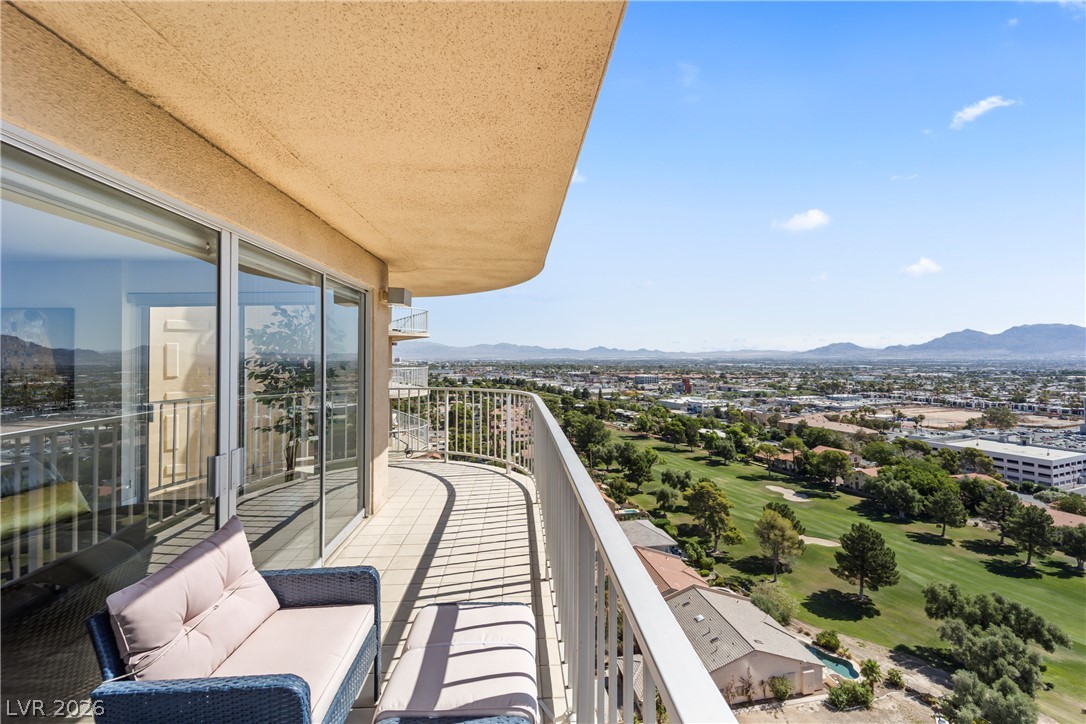 3111 Bel Air Drive 21F