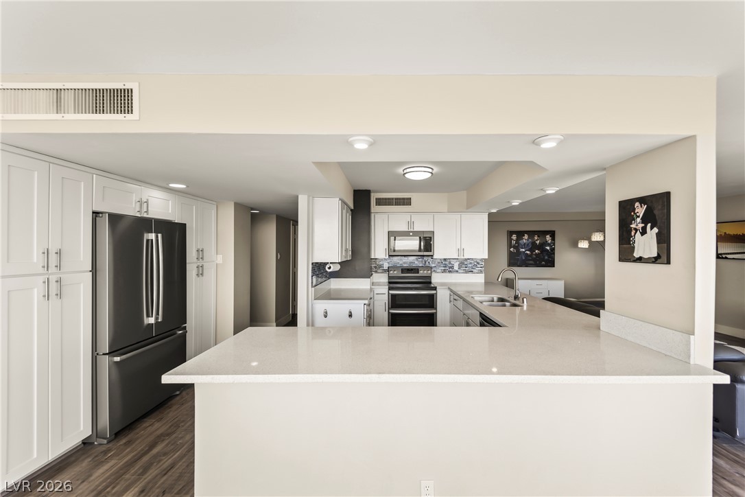3111 Bel Air Drive 21F